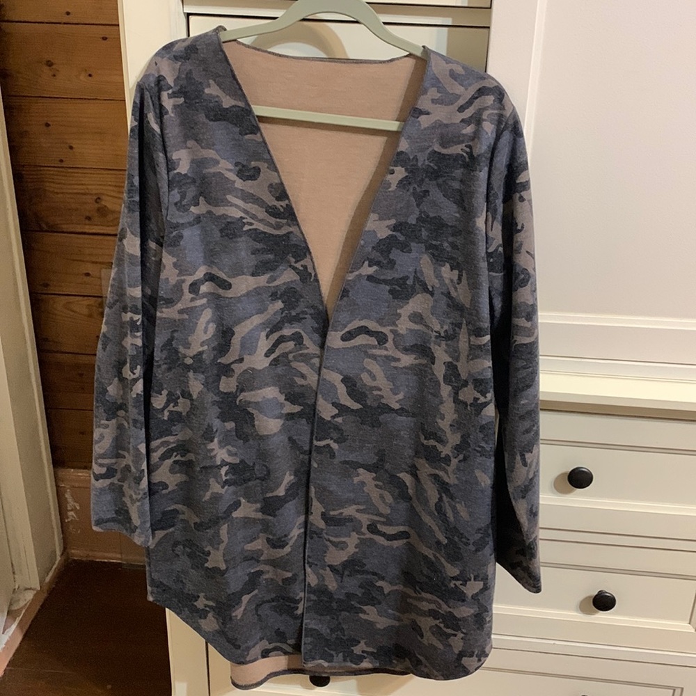 XL CAMO JACKET/Cardigan